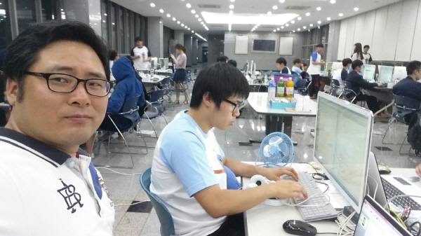 동서대학교 Development 콘테스트, 멘토링과 심사 참여
