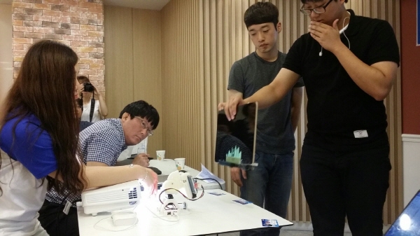 동서대학교 Development 콘테스트, 멘토링과 심사 참여